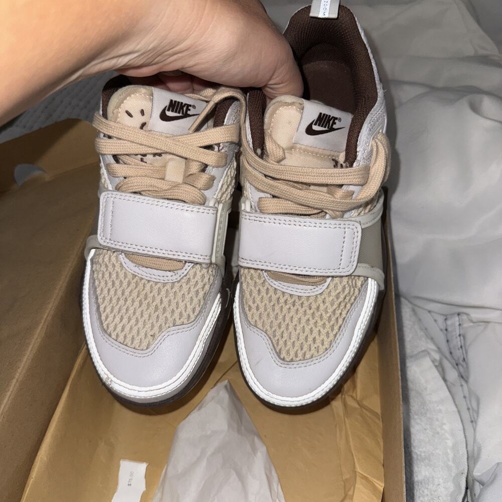 Nike Travis Scott Zoom Field Jaxx Lace-Up Light Chocolate HQ3073-100 Size 4 - Picture 4 of 8